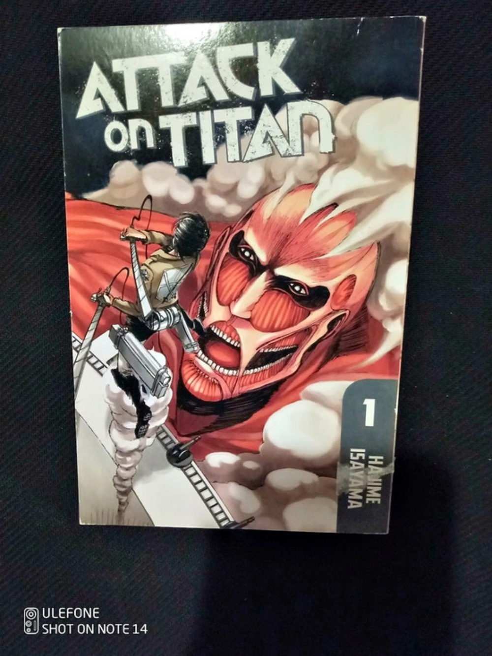 Kodansha Comics Attack on Titan Volume 1 Red & Black
